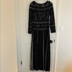 Tadashi Shoji Black Long Sleeve Lace Dress